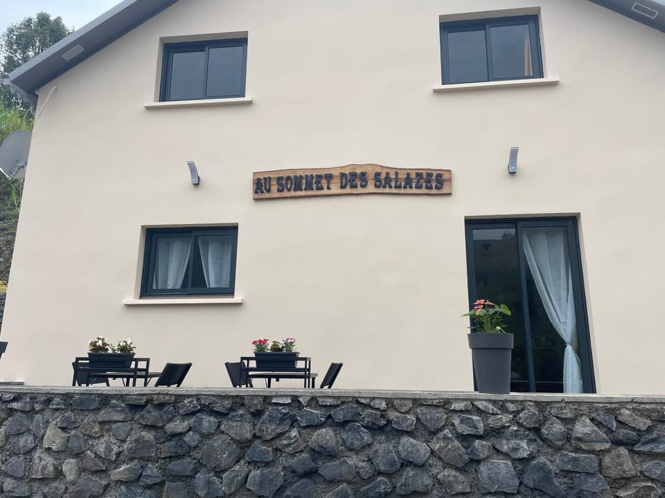 Au sommet des Salazes Bed and Breakfast in Réunion