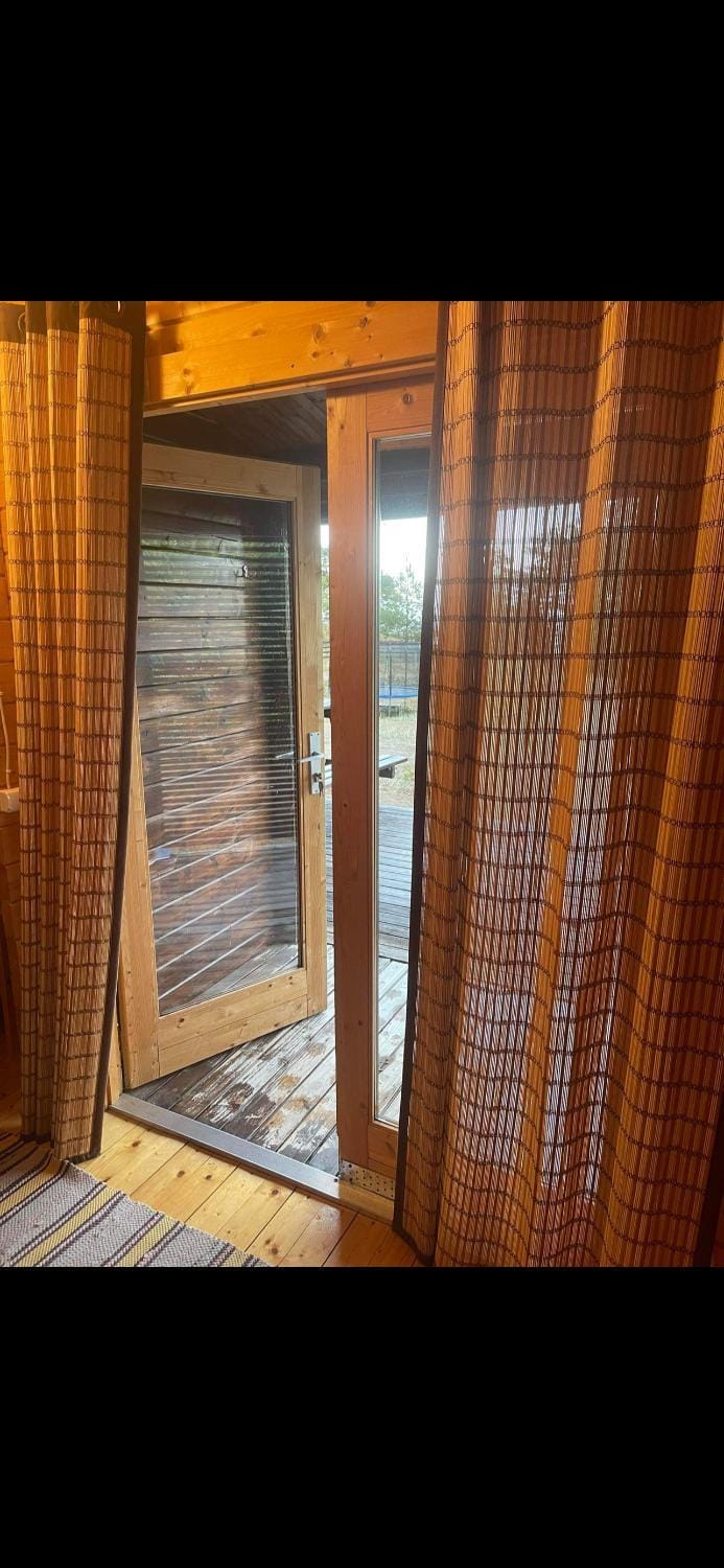 Домик на берегу Чудского озера Campground/ 
RV Resort in Estonia