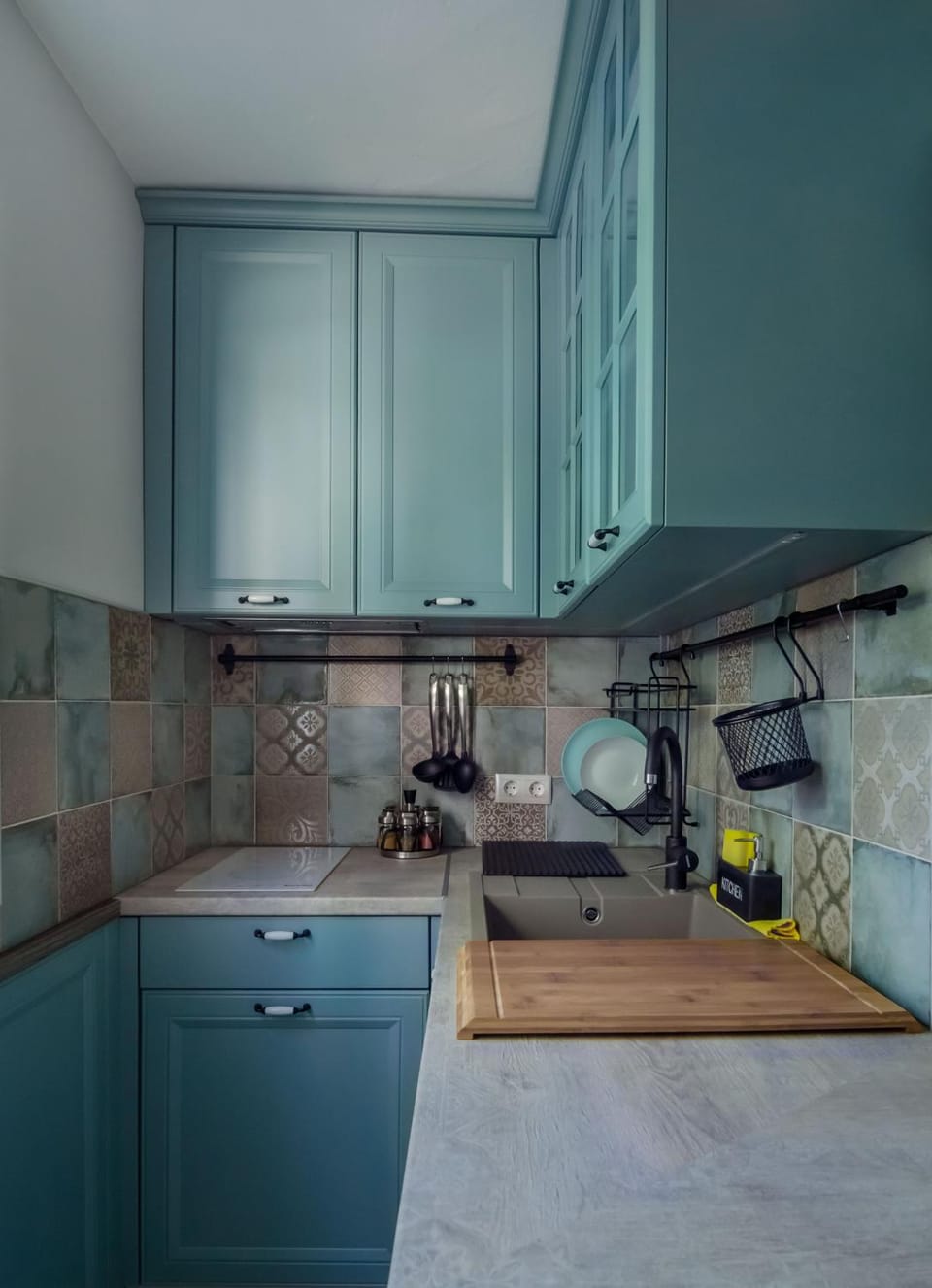 Kitchen or kitchenette, kitchen