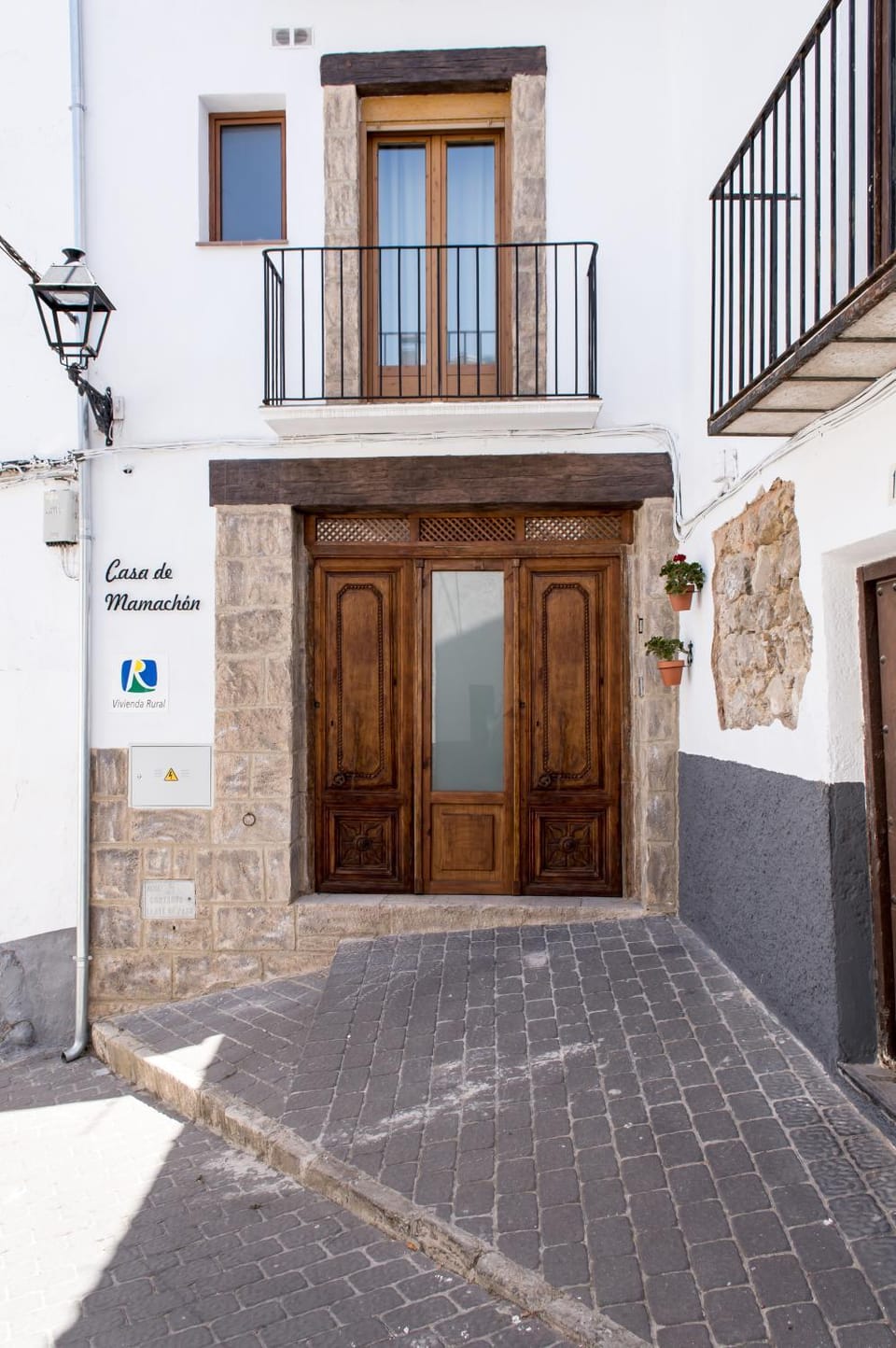 Property building, Facade/entrance