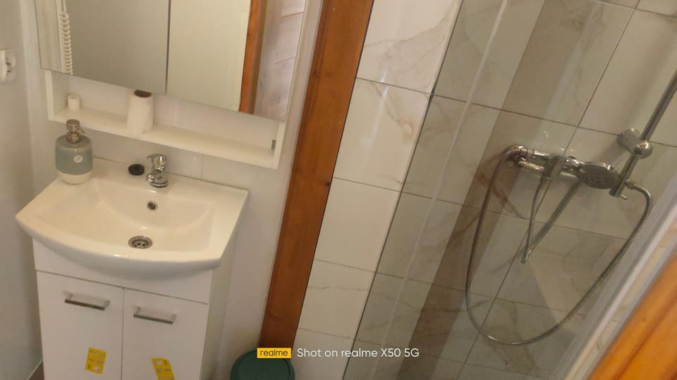 apartament w ogrodzie Campground/ 
RV Resort in Lower Silesian Voivodeship