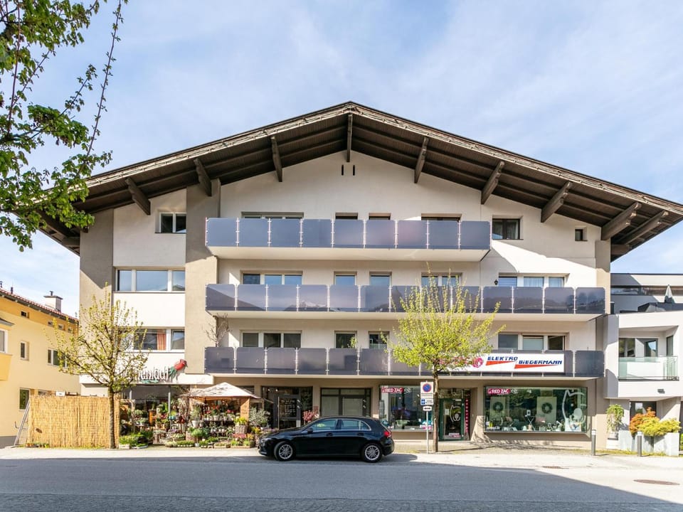 Property building, Summer
