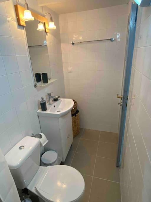 Zoe’s & Patty’s Guest House Apartment in Peloponnese, Western Greece and the Ionian