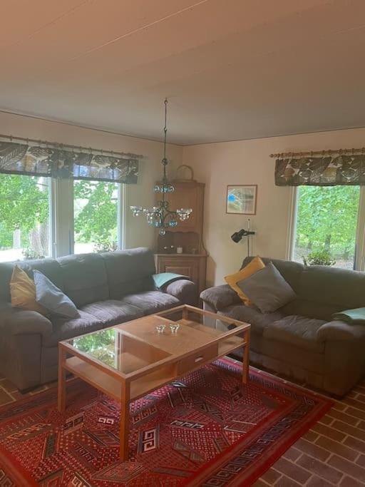 Lönnekullen, enkel sommarstuga mitt i skogen på Österlen med dusch ute Apartment in Skåne County