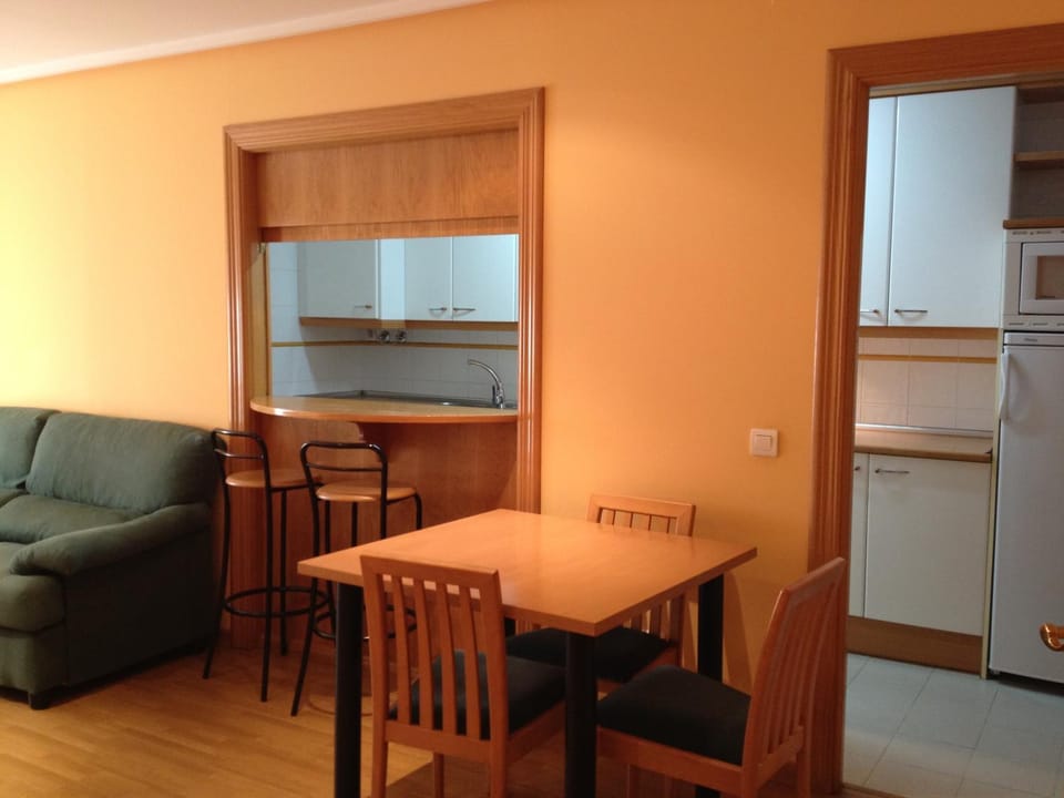 Living room, Dining area