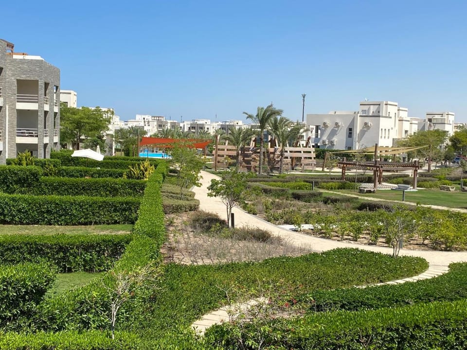 Property building, Natural landscape, Garden view