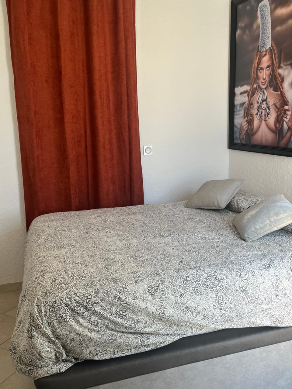 BEGOOD'IZ naturiste Studio indépendant au calme au coeur du village Bed and Breakfast in Agde