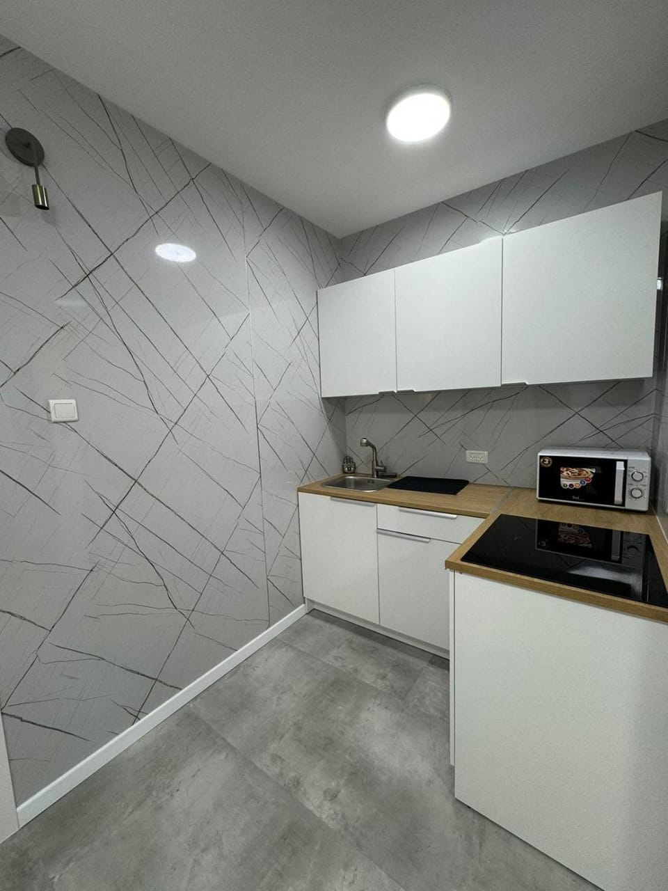 Kitchen or kitchenette, pet friendly, stove