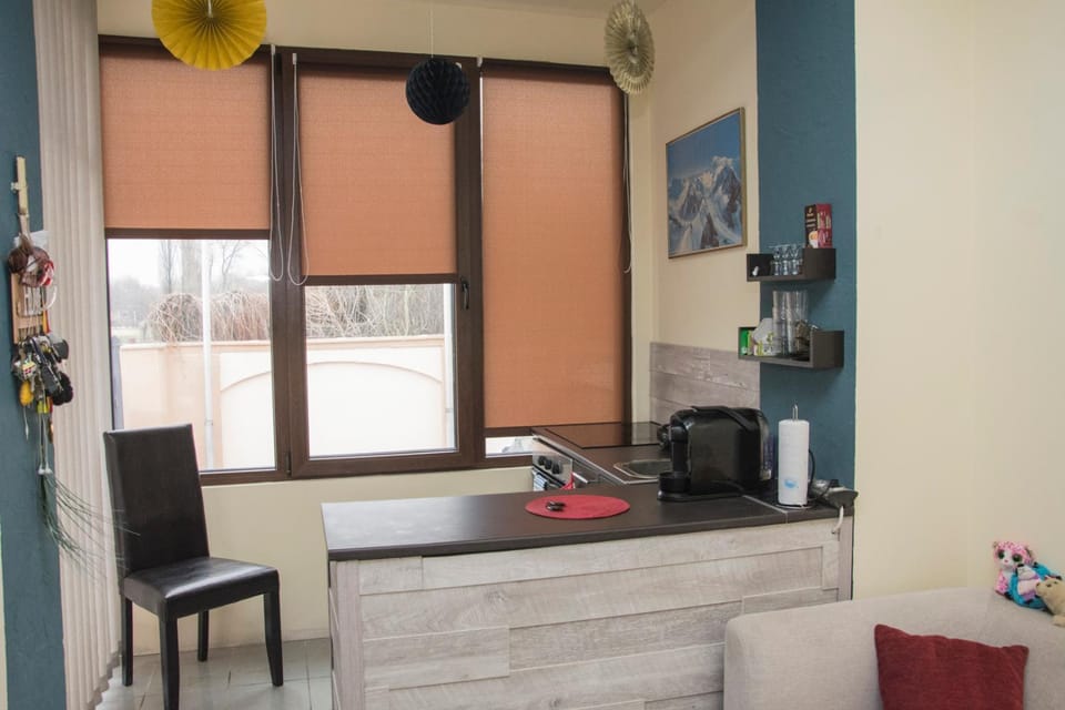 Coffee/tea facilities, Kitchen or kitchenette