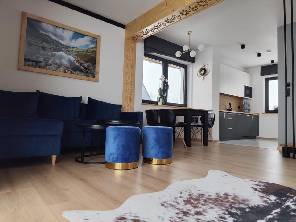 Living room, Dining area, kitchen