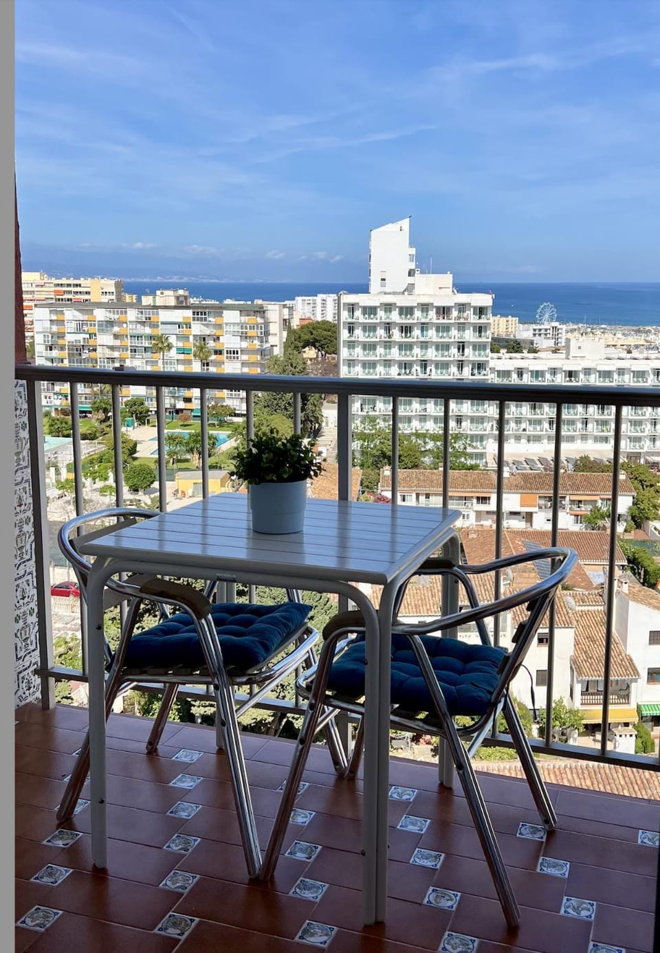 View (from property/room), City view, Sea view