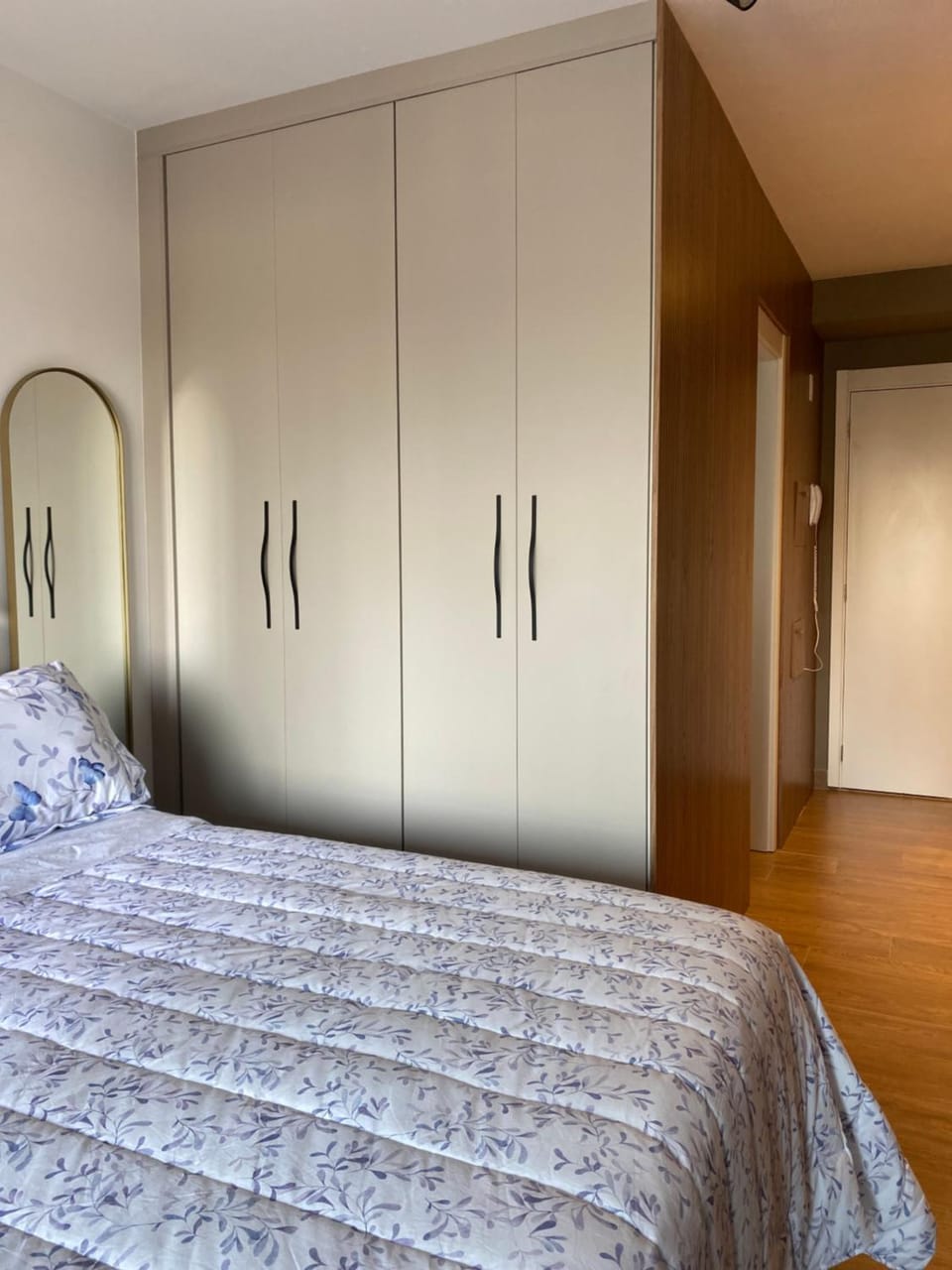 Bedroom, wardrobe
