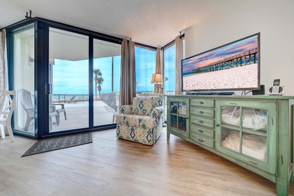 Sunbird Resort! Ground-Floor Renovated Beach Condo! Free Beach Chairs! by Dolce Vita Getaways PCB Apartment in Panama City Beach