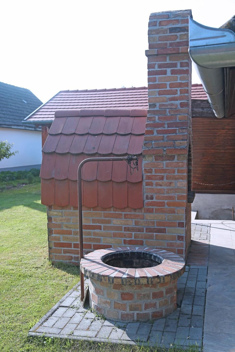 BBQ facilities, Garden, Inner courtyard view