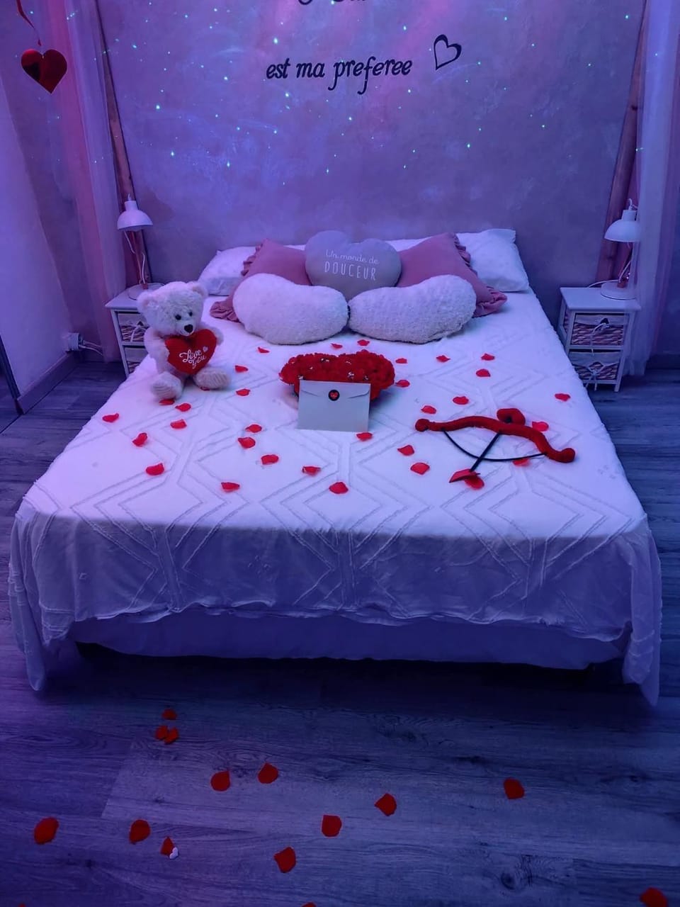 Bed, Bedroom