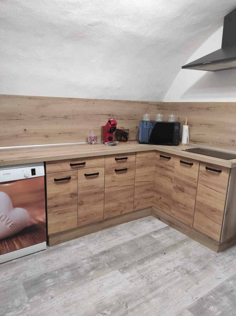 Kitchen or kitchenette
