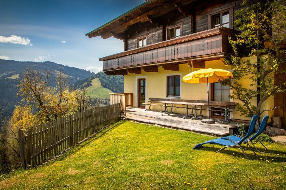 Property building, Garden, View (from property/room), Balcony/Terrace