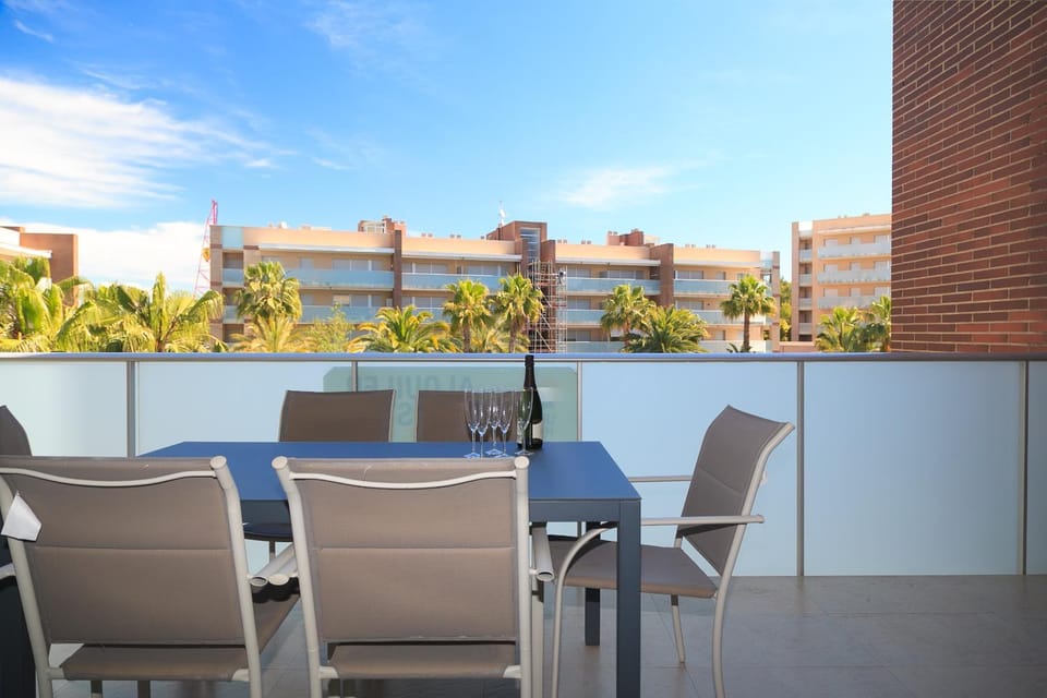 Balcony/Terrace, Garden view