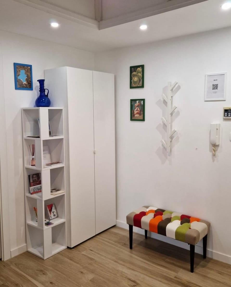 wardrobe, kitchen