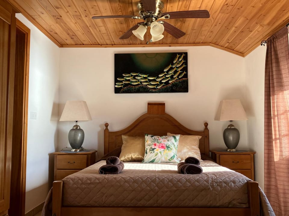 Bed, fireplace