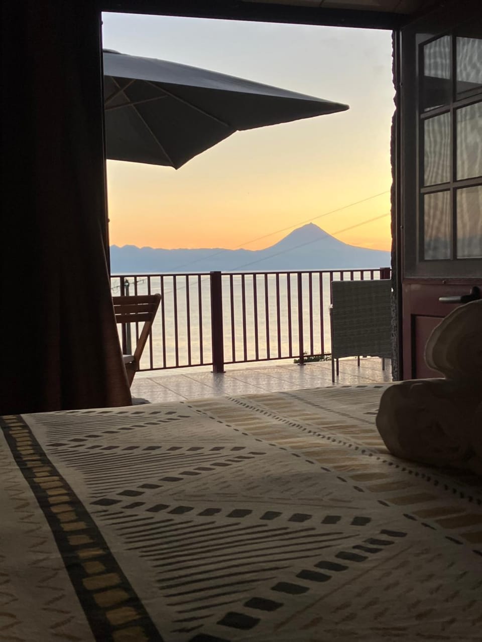 View (from property/room), Balcony/Terrace, Bedroom, Sea view, Sunset