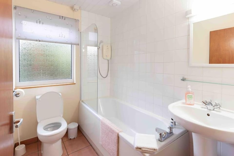 Garden Cottage Helensburgh House in Scotland