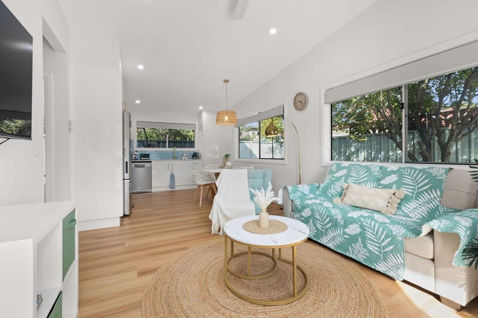 Blue Pearl by Experience Jervis Bay House in Vincentia