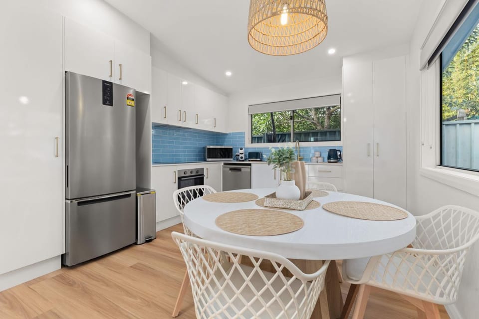 Blue Pearl by Experience Jervis Bay House in Vincentia