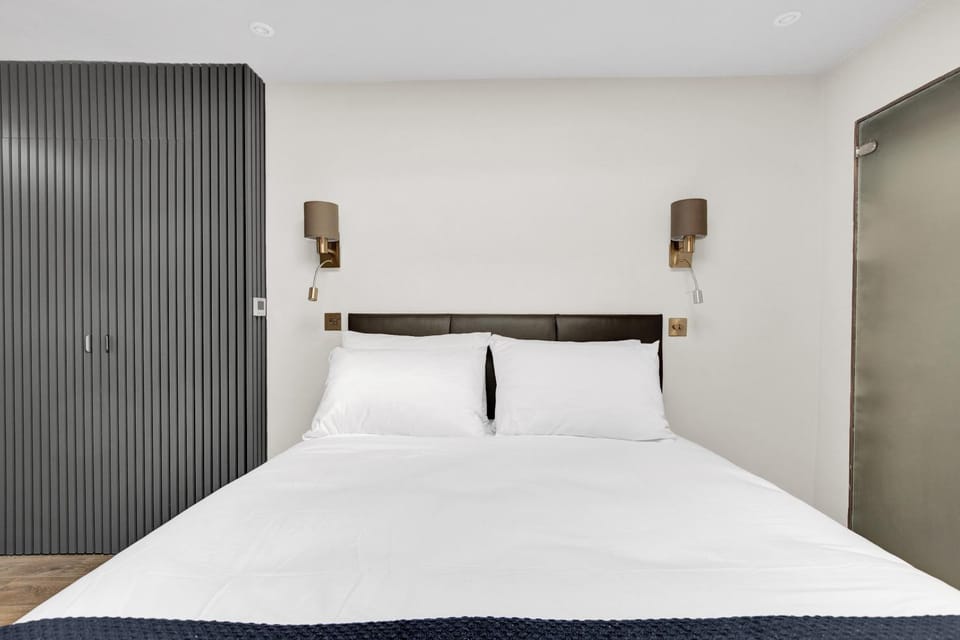 Bed, wardrobe