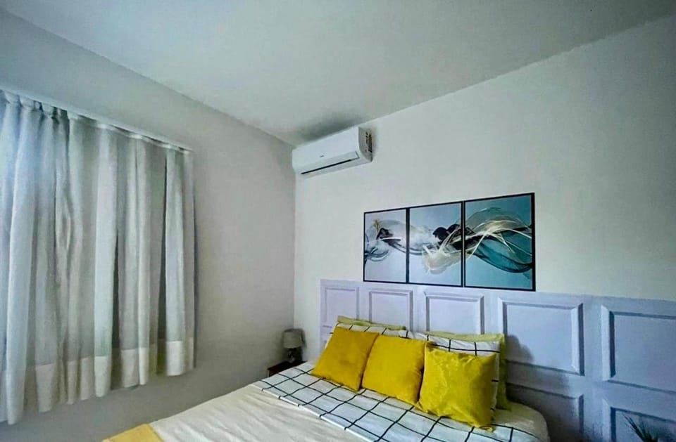 Bedroom, air conditioner, air conditioner