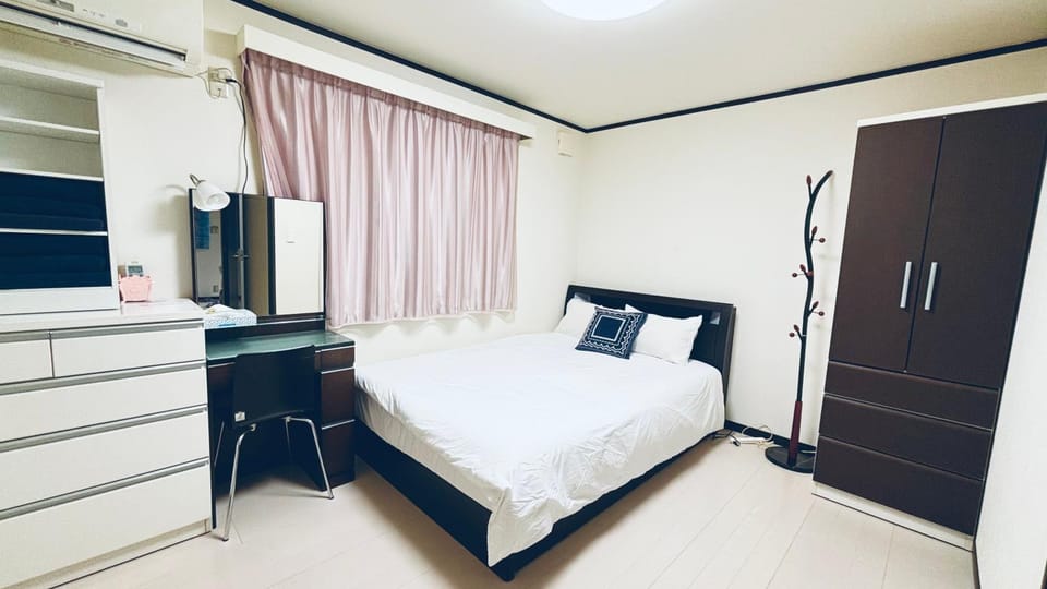 Big House Direct to every spots 4mins to station 4Lines for used Family Direct Shinjuku Ikebukuro 3 Bedrooms Max for 8 people Apartment hotel in Japan