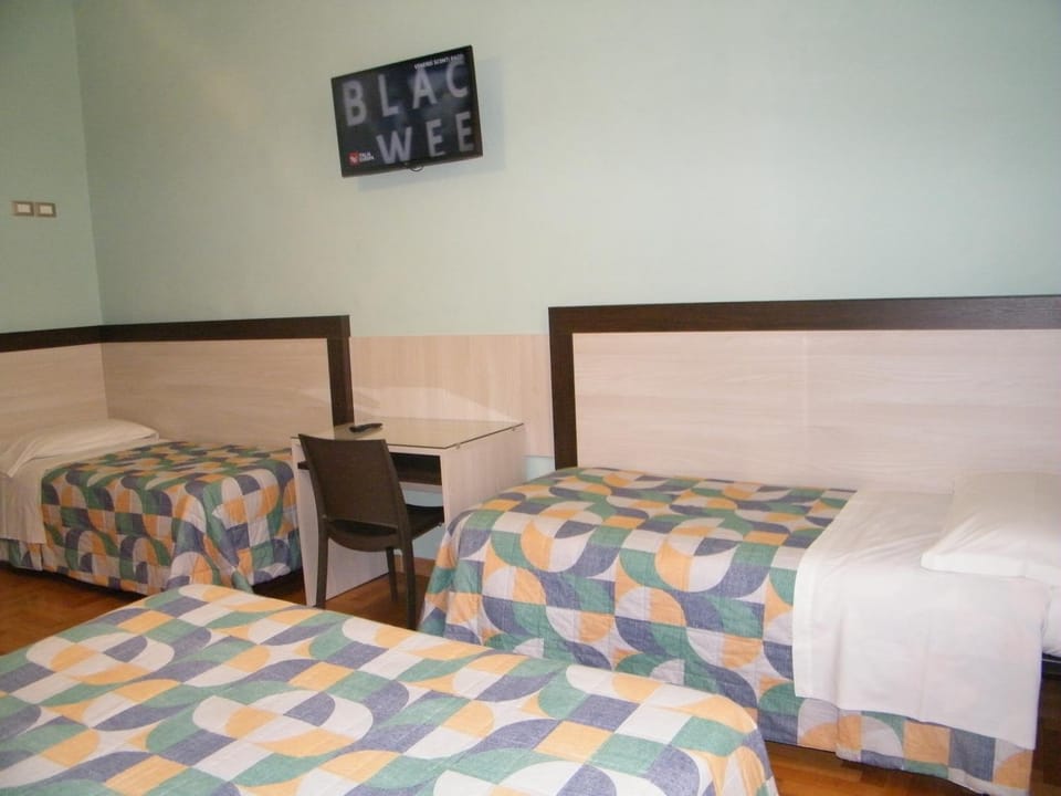 Torino central-- rooms and Apartments - Alba Apartment in Turin