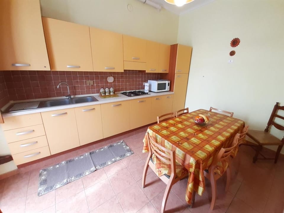 Torino central-- rooms and Apartments - Alba Apartment in Turin