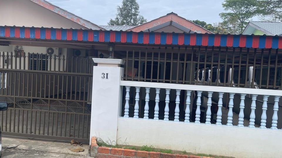 Homestay Taman Bahagia House in Sabah