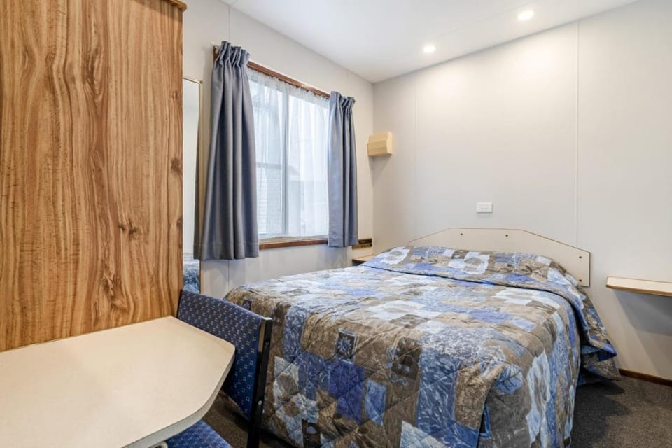 Teralba Lakeside Caravan Park Hotel in Lake Macquarie