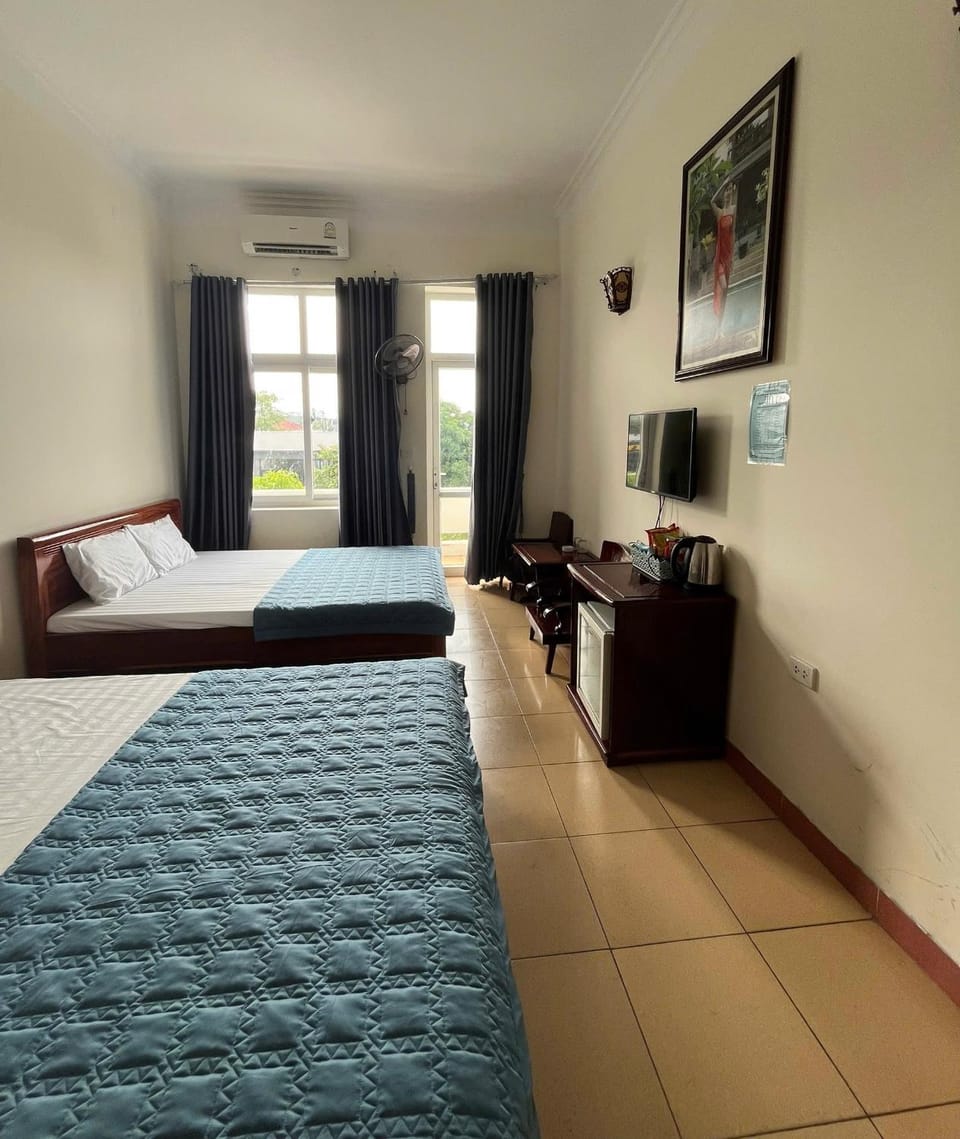 Khách sạn Sa Nam Cửa Lò Hotel in Laos
