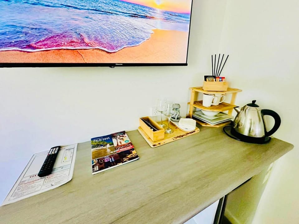Sunbird Suite in Palm Cove Apartment in Palm Cove