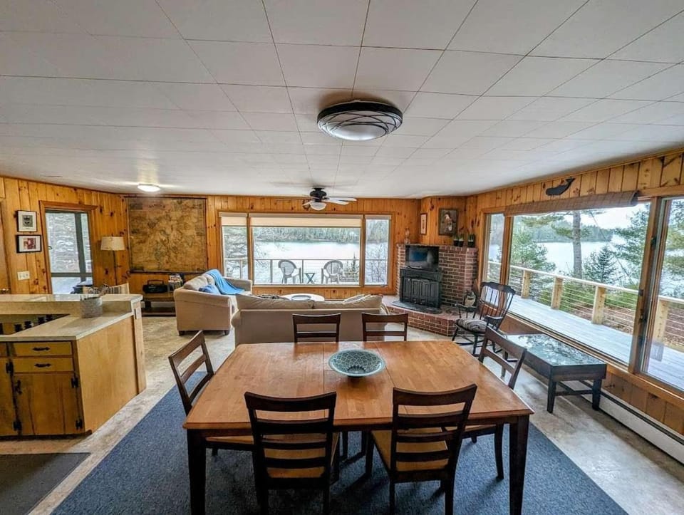 Frenchman Bay Oceanfront Getaway House in Sullivan