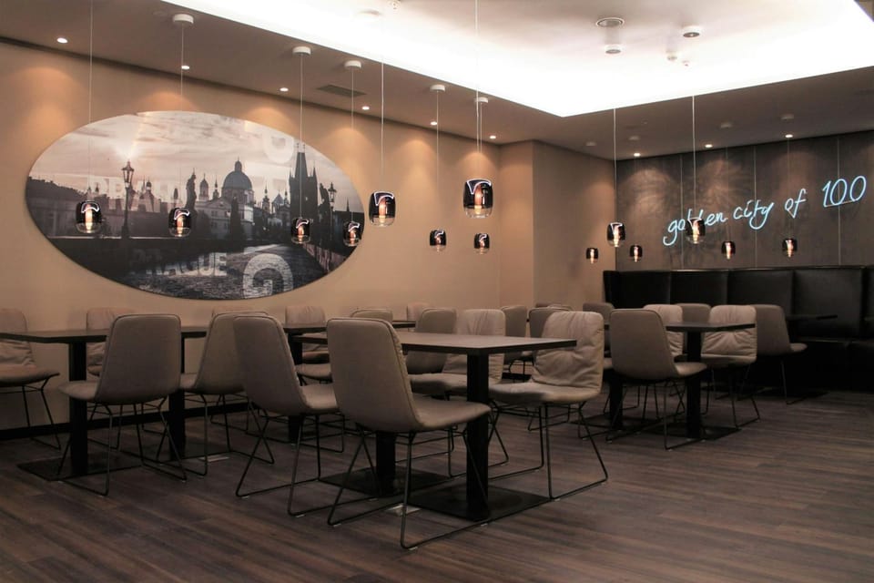 Lounge or bar