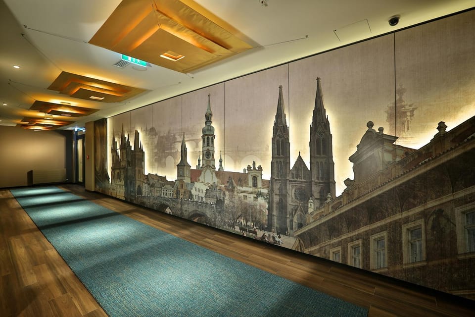 Lounge or bar