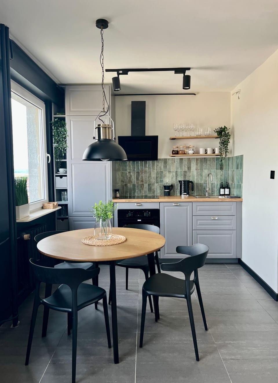 Apartament Przytulny 5 - Las, self check in, dworzec PKP Apartment in Poland
