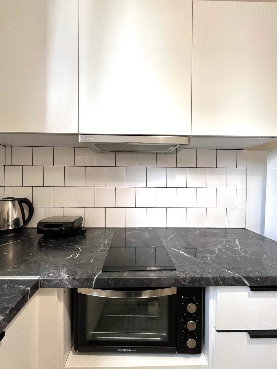 Mosaikon Guesthouses #Miltiadou Str Apartment in Athens