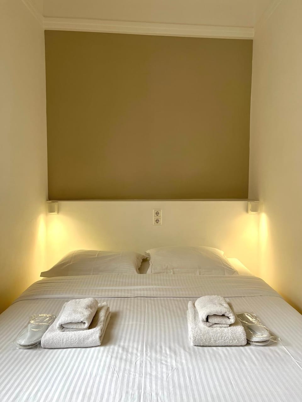 Mosaikon Guesthouses #Miltiadou Str Apartment in Athens