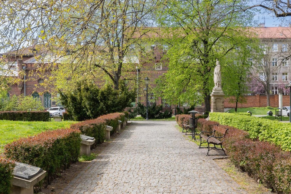 Natural landscape, Location