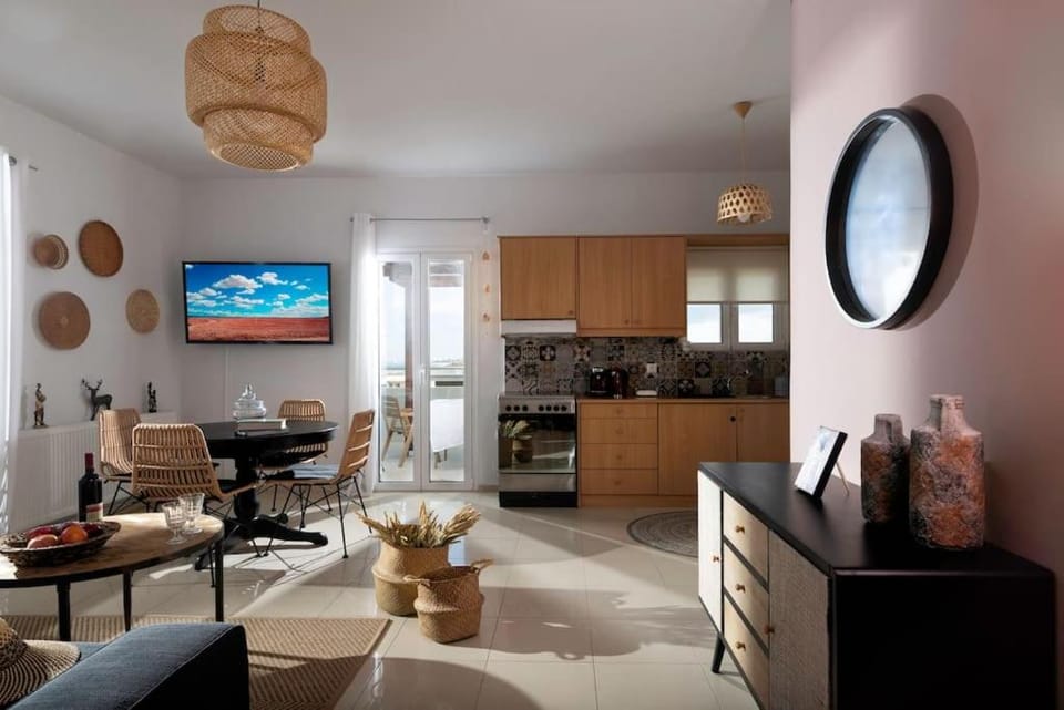 Coastal Key Penthouse Overlooking the Sea Apartment in Crete