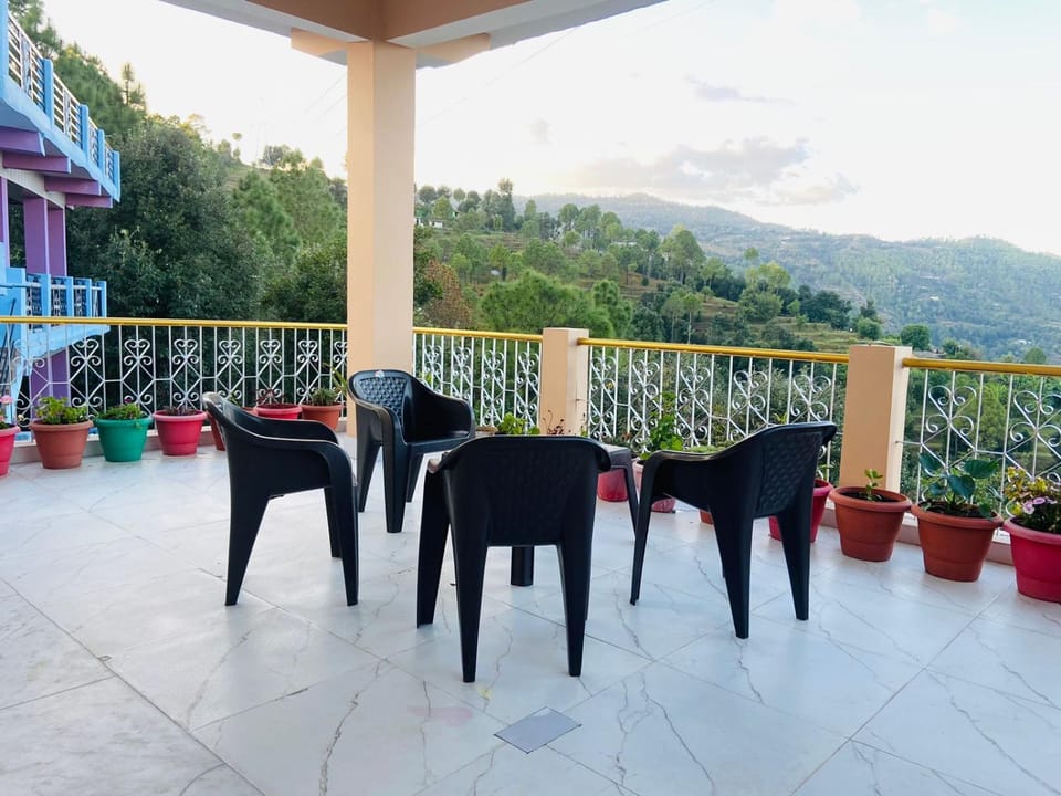Himdarshan Homestay Vacation rental in Uttarakhand