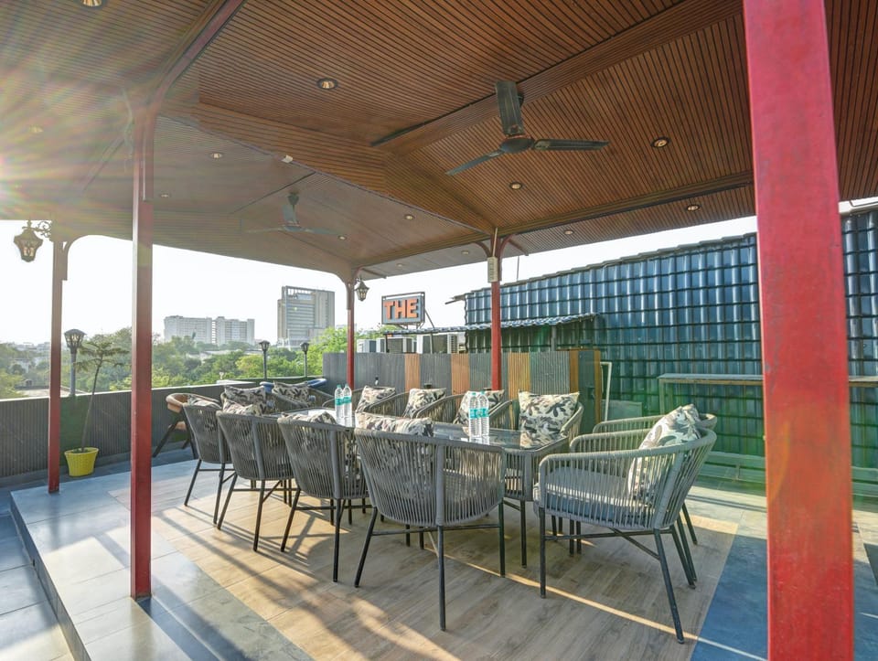 Patio, Day, View (from property/room), Balcony/Terrace, Living room, Seating area, Dining area