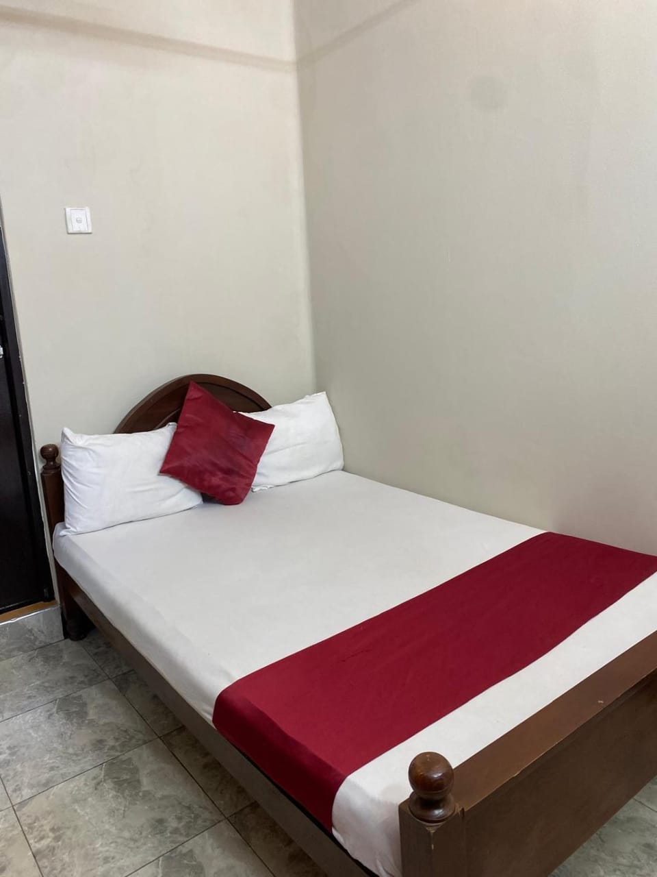 MercuryFM 109 Guest House - Jaffna Temple road 77 Bed and Breakfast in Sri Lanka