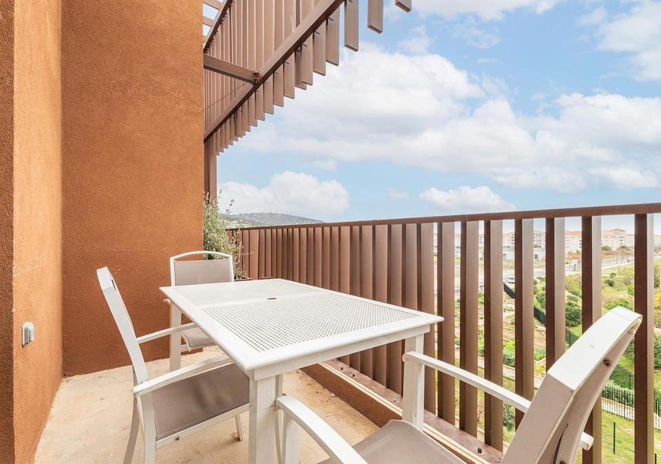 View (from property/room), Balcony/Terrace