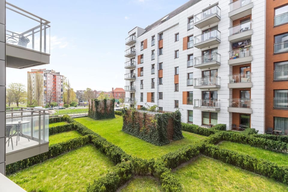 Property building, Day, Natural landscape, View (from property/room)